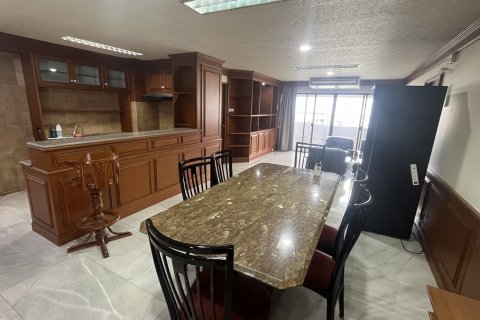 Eigentumswohnung in Watthana, Bangkok, Thailand, 3 Schlafzimmer  № 201140 - Foto 15