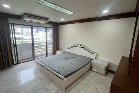 Eigentumswohnung in Watthana, Bangkok, Thailand, 3 Schlafzimmer  № 201140 - Foto 10