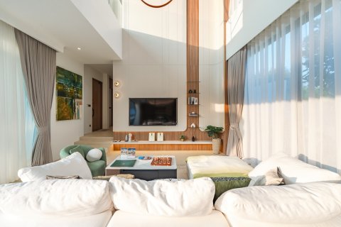 Chalet de 5 dormitorios en Bang Tao, Tailandia № 166503 - foto 9