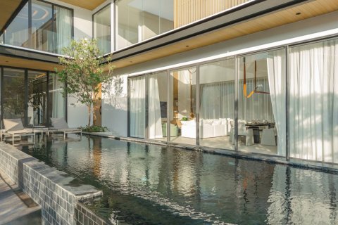 Chalet de 5 dormitorios en Bang Tao, Tailandia № 166503 - foto 6