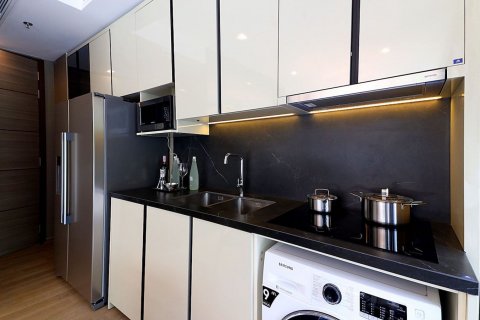 Condominio de 2 dormitorios en Bangkok, Tailandia № 66817 - foto 8