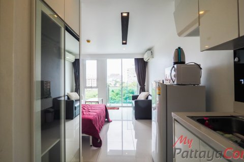 Estudio en el condominio en Bang Lamung, Tailandia № 205277 - foto 2