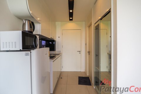 Estudio en el condominio en Bang Lamung, Tailandia № 205277 - foto 3