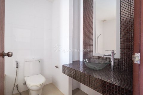 Estudio en el condominio en Bang Lamung, Tailandia № 205276 - foto 6