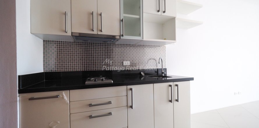 Estudio en el condominio en Bang Lamung, Tailandia № 205276