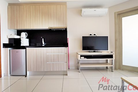 Condominio de 1 dormitorio en Pattaya, Tailandia № 205279 - foto 2