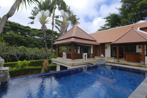 Chalet de 5 dormitorios en Phuket, Tailandia № 140702 - foto 12