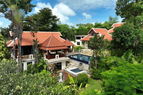 Villa in Phuket, Thailand 5 Schlafzimmer № 140702