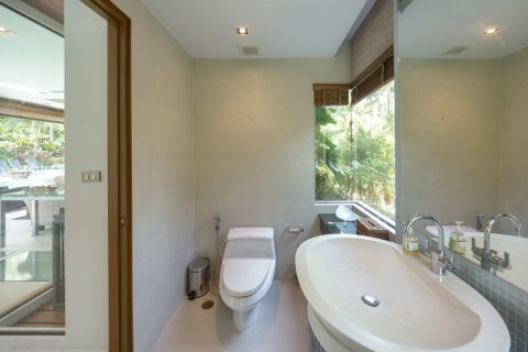Casa de 6 dormitorios en Ko Kaeo, Tailandia № 180462 - foto 30