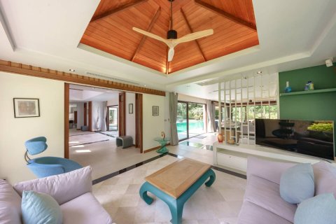Casa de 6 dormitorios en Ko Kaeo, Tailandia № 180462 - foto 14