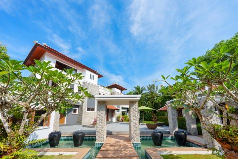 Casa de 6 dormitorios en Ko Kaeo, Tailandia № 180462 - foto 7