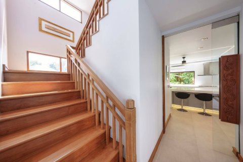 Casa de 6 dormitorios en Ko Kaeo, Tailandia № 180462 - foto 22