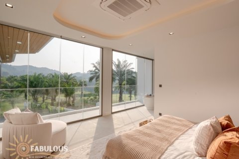 Chalet de 3 dormitorios en Kathu, Tailandia № 179515 - foto 8
