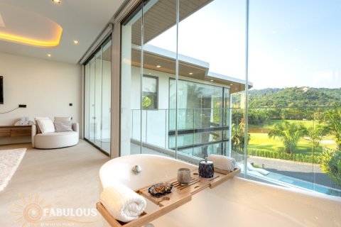Chalet de 3 dormitorios en Kathu, Tailandia № 179515 - foto 7