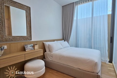 Chalet de 4 dormitorios en Bang Tao, Tailandia № 179516 - foto 11