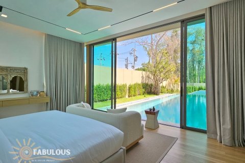 Chalet de 4 dormitorios en Bang Tao, Tailandia № 179516 - foto 4