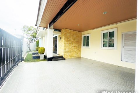 Haus in Pattaya, Thailand 3 Schlafzimmer № 120163 - Foto 4