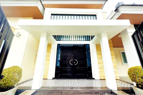 Haus in Pattaya, Thailand 3 Schlafzimmer № 120163 - Foto 23