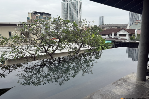 Casa de 2 dormitorios en Bangkok, Tailandia № 189107 - foto 8
