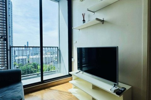 Estudio en el condominio en Khlong Toei, Bangkok, Tailandia № 153372 - foto 3