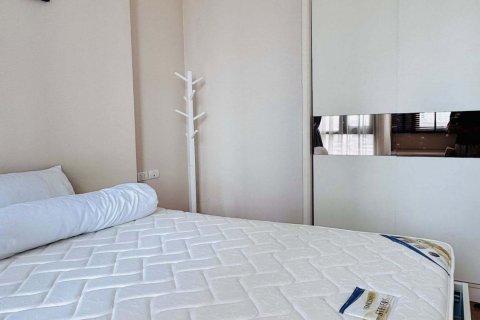 Estudio en el condominio en Khlong Toei, Bangkok, Tailandia № 153372 - foto 6