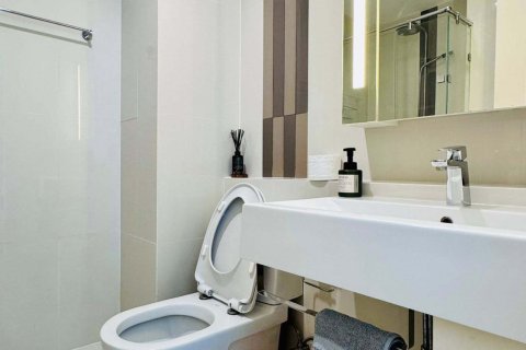Estudio en el condominio en Khlong Toei, Bangkok, Tailandia № 153372 - foto 9