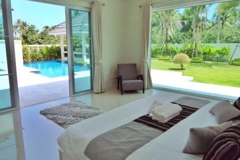 Chalet de 3 dormitorios en Sam Roi Yot, Tailandia № 168452 - foto 8