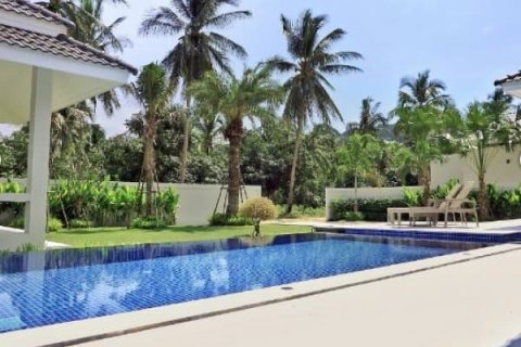 Chalet de 3 dormitorios en Sam Roi Yot, Tailandia № 168452 - foto 11