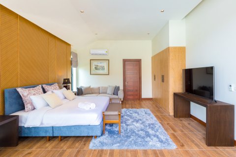 Chalet de 3 dormitorios en Hua Hin, Tailandia № 168453 - foto 11