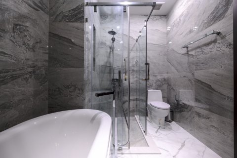 Condo in Bangkok, Thailand, 2 bedrooms  № 161467 - photo 12