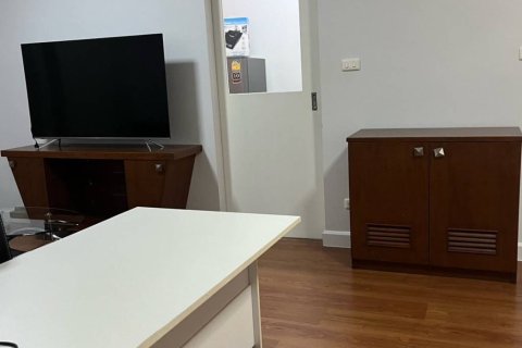 Condominio de 1 dormitorio en Khlong Toei, Bangkok, Tailandia № 161465 - foto 4