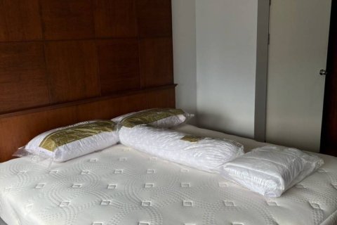 Condominio de 1 dormitorio en Khlong Toei, Bangkok, Tailandia № 161465 - foto 9