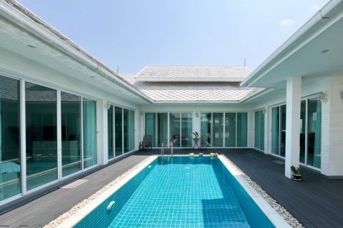 Chalet de 3 dormitorios en Hua Hin, Tailandia № 161464 - foto 2