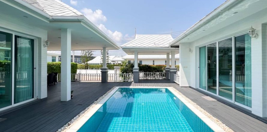 Chalet de 3 dormitorios en Hua Hin, Tailandia № 161464