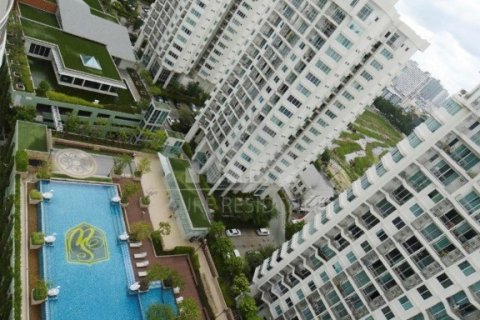 Condominio de 5 dormitorios en Bangkok, Tailandia № 66067 - foto 13