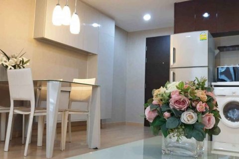 Eigentumswohnung in Bangkok, Thailand, 2 Schlafzimmer  № 66062 - Foto 2