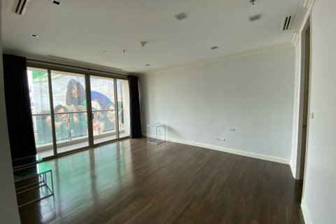 Condominio de 2 dormitorios en Khlong Toei, Bangkok, Tailandia № 172764 - foto 8