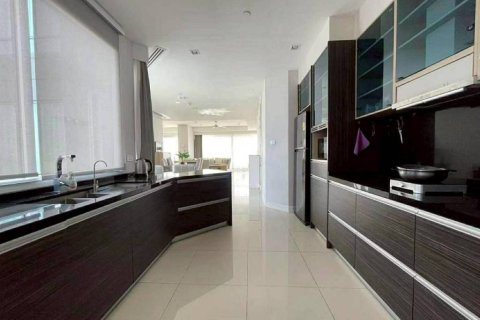 Eigentumswohnung in Pattaya, Thailand, 3 Schlafzimmer № 172765 - Foto 6