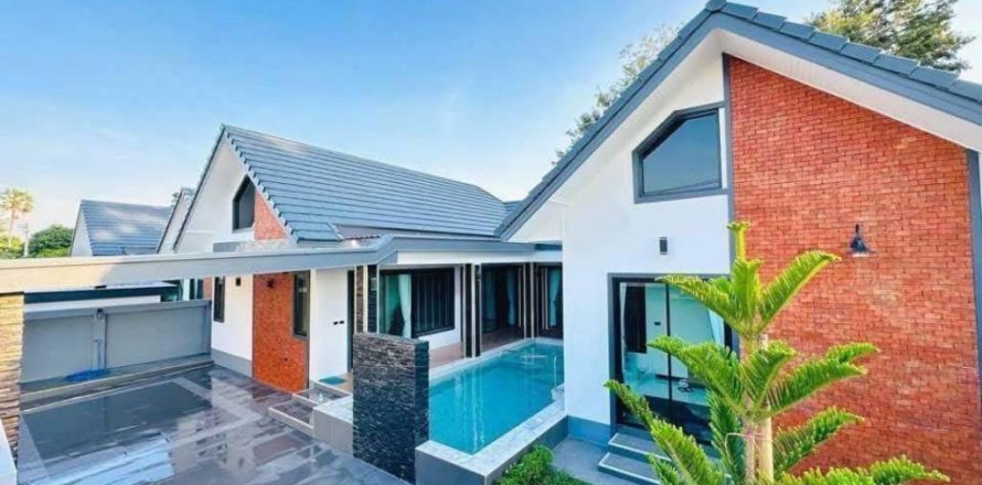 Chalet de 3 dormitorios en Pattaya, Tailandia № 172761