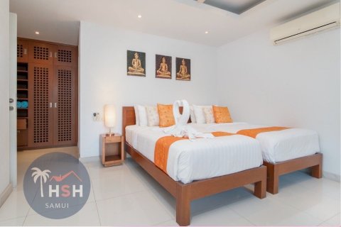 Chalet de 3 dormitorios en Ko Samui, Tailandia № 180102 - foto 14