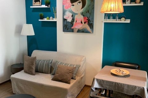 Studio in the Condo in Watthana, Bangkok, Thailand  № 173487
