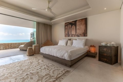 Chalet de 3 dormitorios en Ko Samui, Tailandia № 169470 - foto 21
