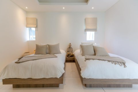 Chalet de 3 dormitorios en Ko Samui, Tailandia № 169470 - foto 16