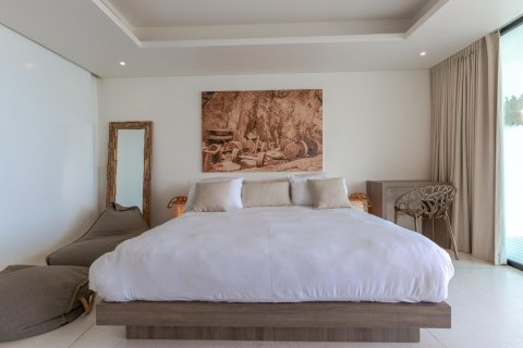 Chalet de 3 dormitorios en Ko Samui, Tailandia № 169470 - foto 28