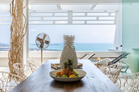 Chalet de 3 dormitorios en Ko Samui, Tailandia № 169470 - foto 6