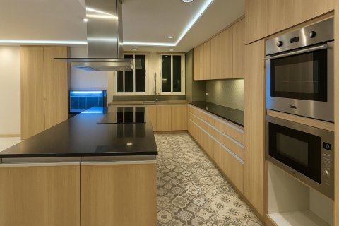 Ático de 3 dormitorios en Watthana, Bangkok, Tailandia № 161125 - foto 14