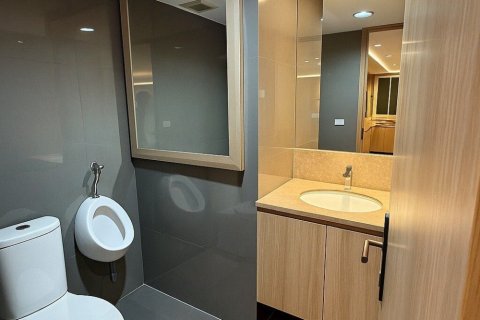 Ático de 3 dormitorios en Watthana, Bangkok, Tailandia № 161125 - foto 13