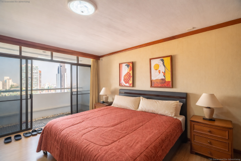 Condo in Watthana, Bangkok, Thailand, 3 bedrooms  № 161123 - photo 6
