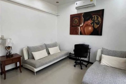 Chalet de 3 dormitorios en Phuket, Tailandia № 134471 - foto 2