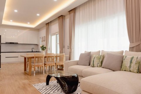 Chalet de 3 dormitorios en Hua Hin, Tailandia № 134472 - foto 6